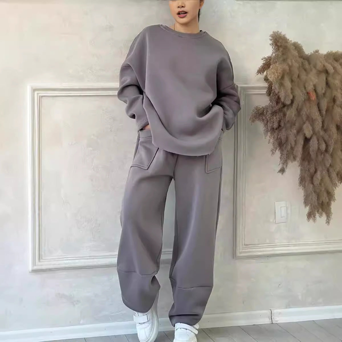 Women's Autumn And Winter Casual Loose Round Neck Long-sleeved Sweater Trousers Suit