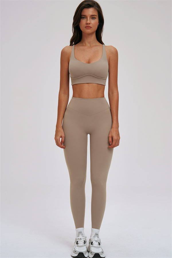 The Kinetic Cross Back Sports Bra Leggings 2-Piece Set