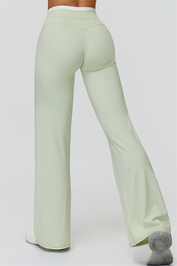 The Canyon Sports Bra Flared Leggings 2-Piece Set