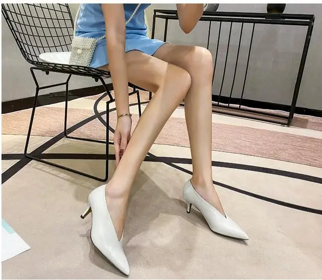 XGRAVITY Sexy Autumn New Designer Vintage Evening Shoes Ladies Fashion Pointed Toe V Cut Woman Shoes High Heel Pumps Sexy C323