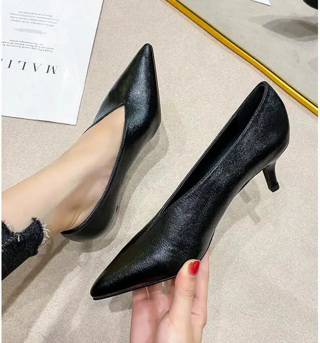 XGRAVITY Sexy Autumn New Designer Vintage Evening Shoes Ladies Fashion Pointed Toe V Cut Woman Shoes High Heel Pumps Sexy C323