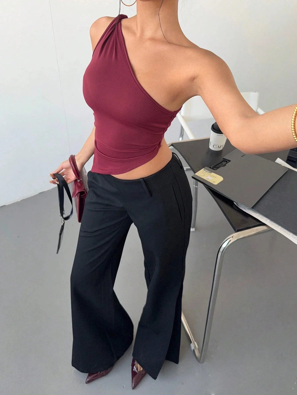 Women's Sexy One Shoulder Asymmetry Hem Crop Top Shoulder Knot Desigh Backless Slim Fit Cami Top streetwear 2025 Summer
