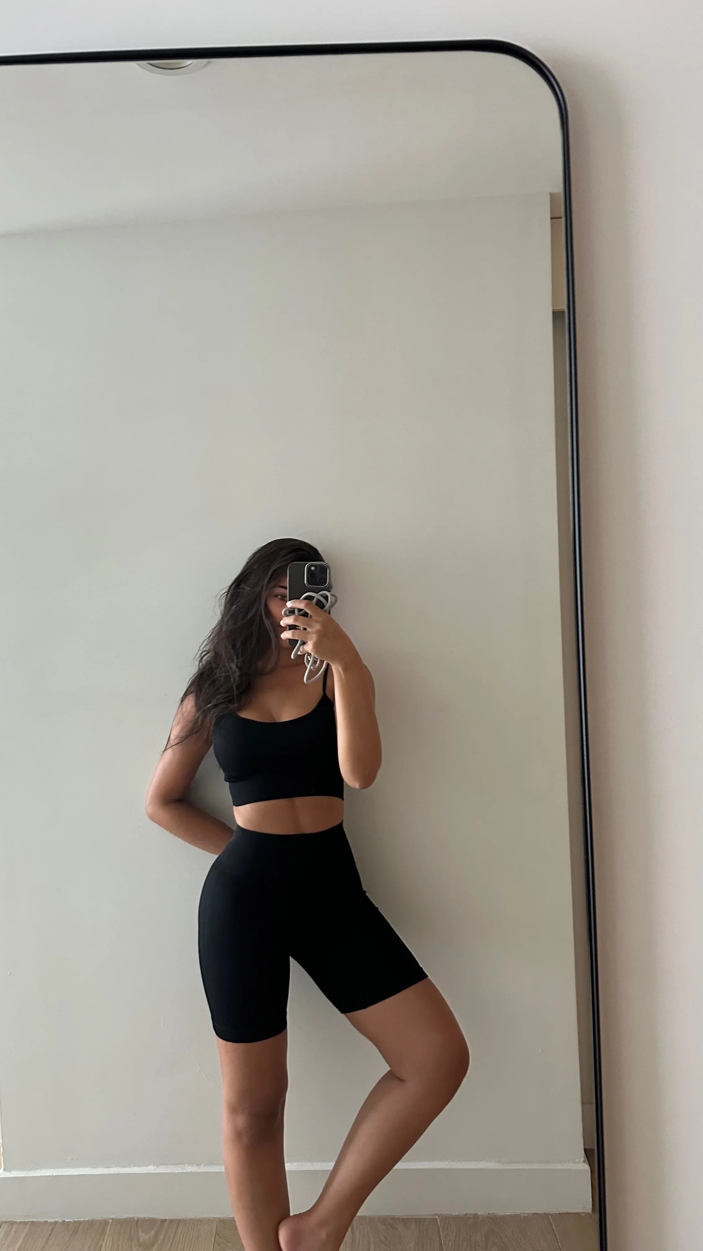 Seamless Backless Yoga Suit Set Women Sexy Gym Leopard Print Leggings Bra Set High Waist Workout Clothes Hip Raise Pants
