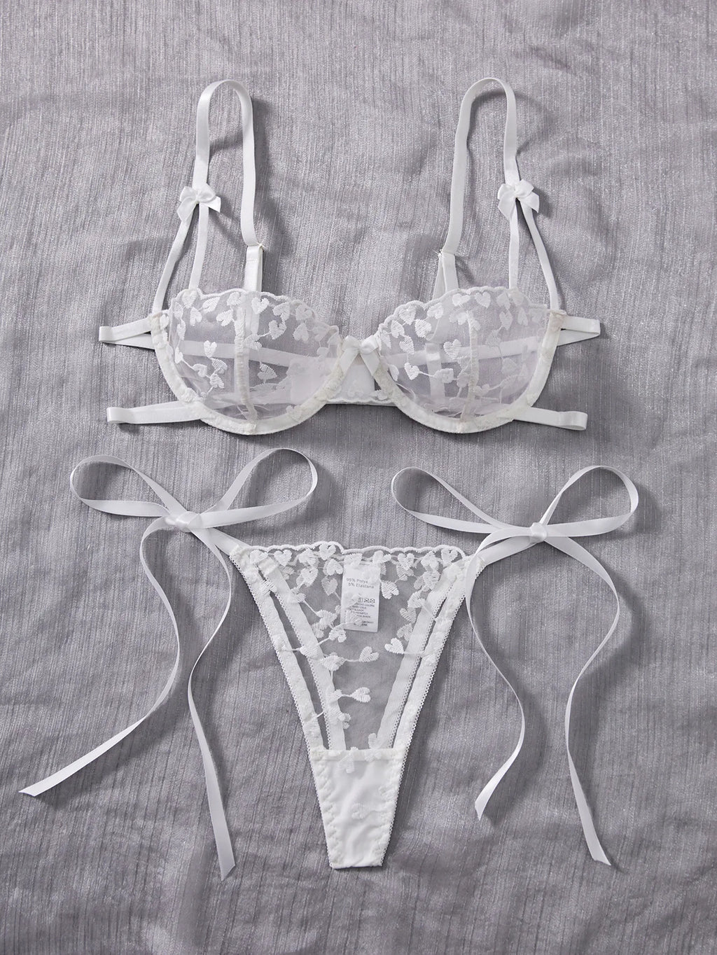 French Lace Heart Bra Set Girls Sexy Women Bralette Adjustable Transparent Embroidery Underwear Thong Bras Lingerie Panties Sets