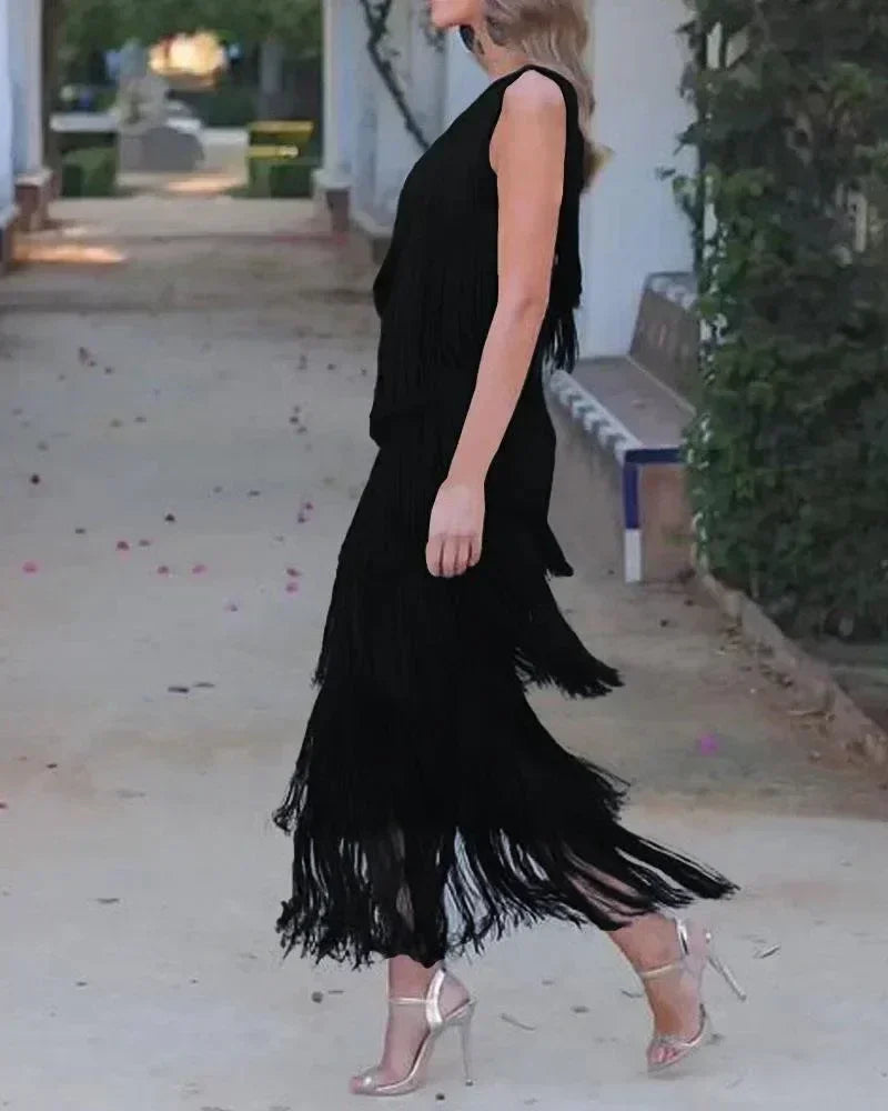 Spring and Summer New Fashion Fringed Slanted Shoulder Asymmetrical Dress for Women