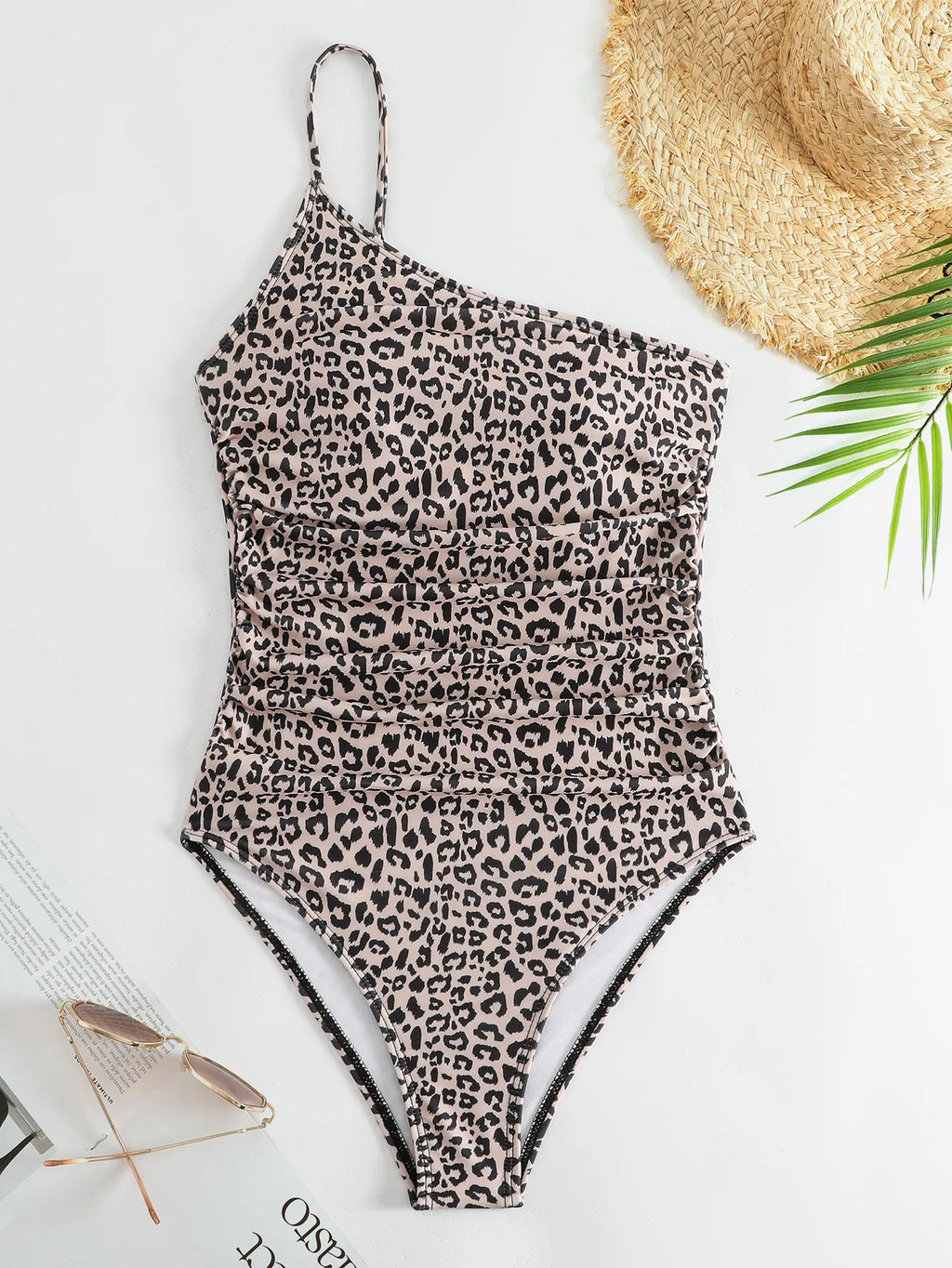 Sexy One Shoulder Swimsuit 2024 New Black Leopard Print Pleate Tummy Control One Piece Swimwear Beach Bathing Suit Monokini