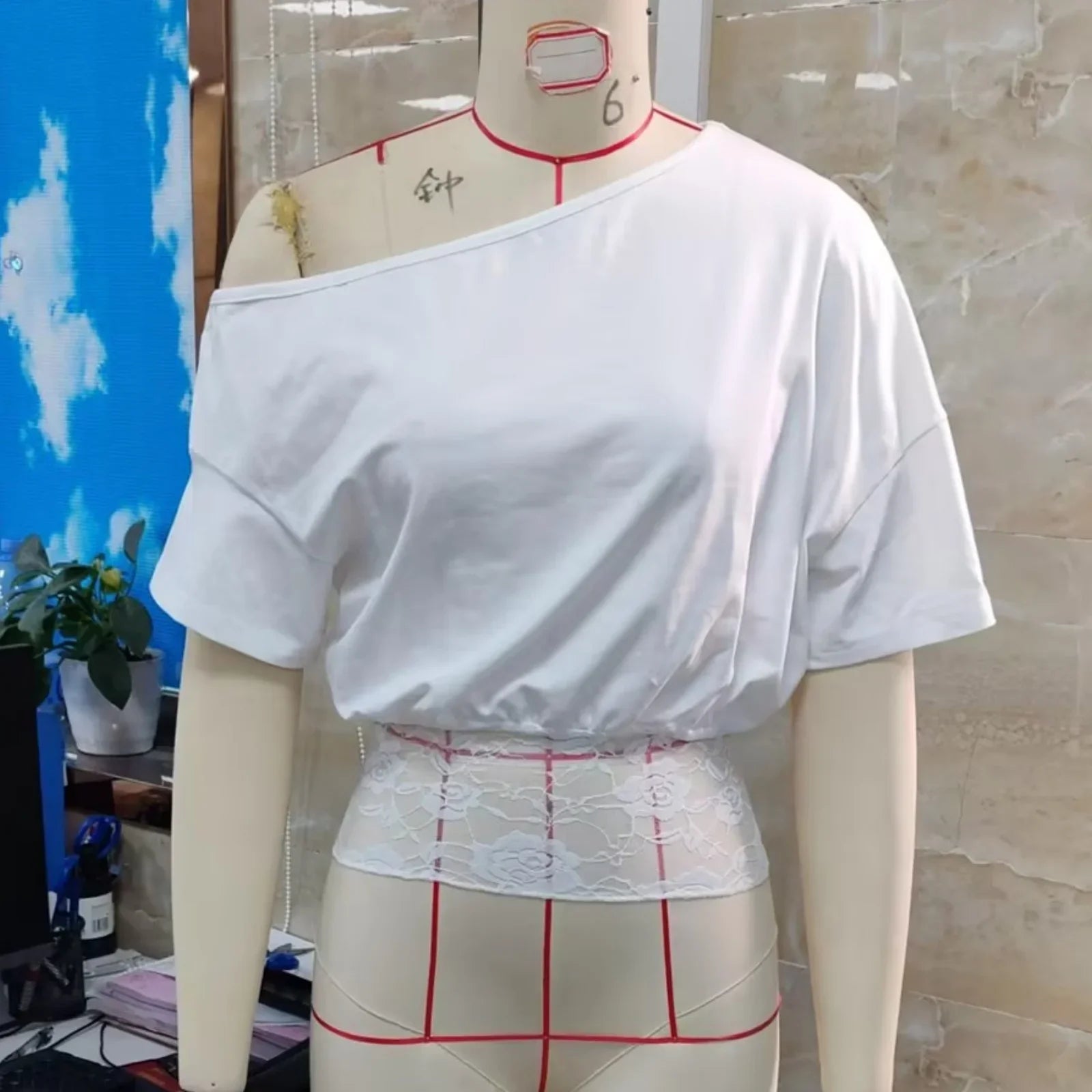 Women's Floral Lace Waist Off Shoulder Crop Top Summer Short Sleeve Solid Color Slim Fit Casual T-shirts
