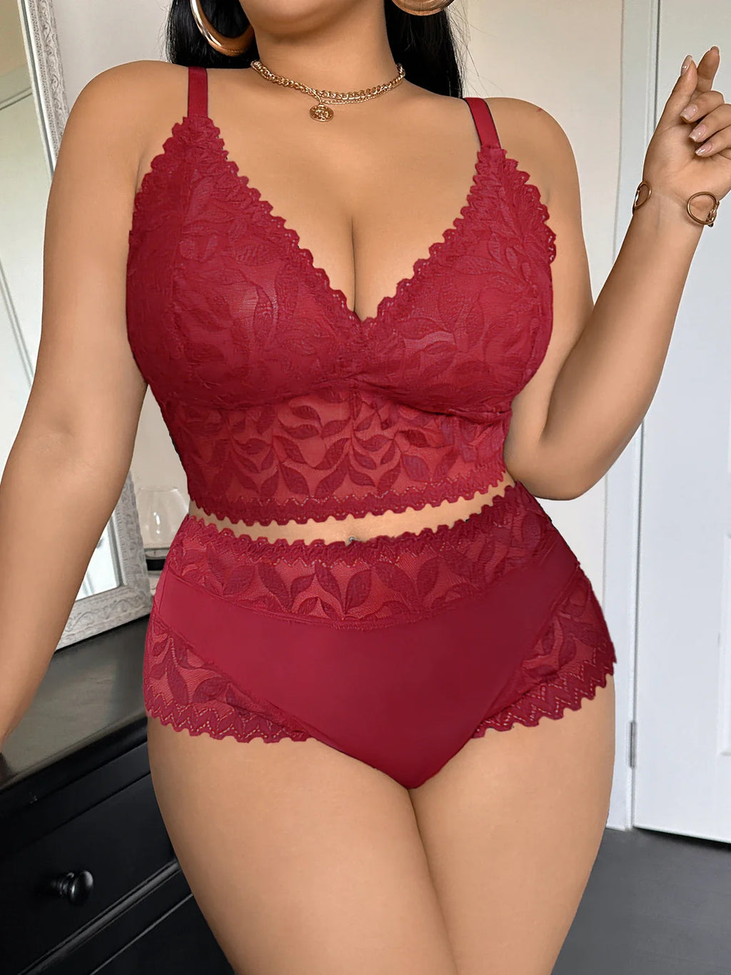 Plus Size Lace Women's Sexy Lingerie Set Soft Wireless Unlined Bra Mesh Spliced Breathable Panties Floral Lace Bra Set