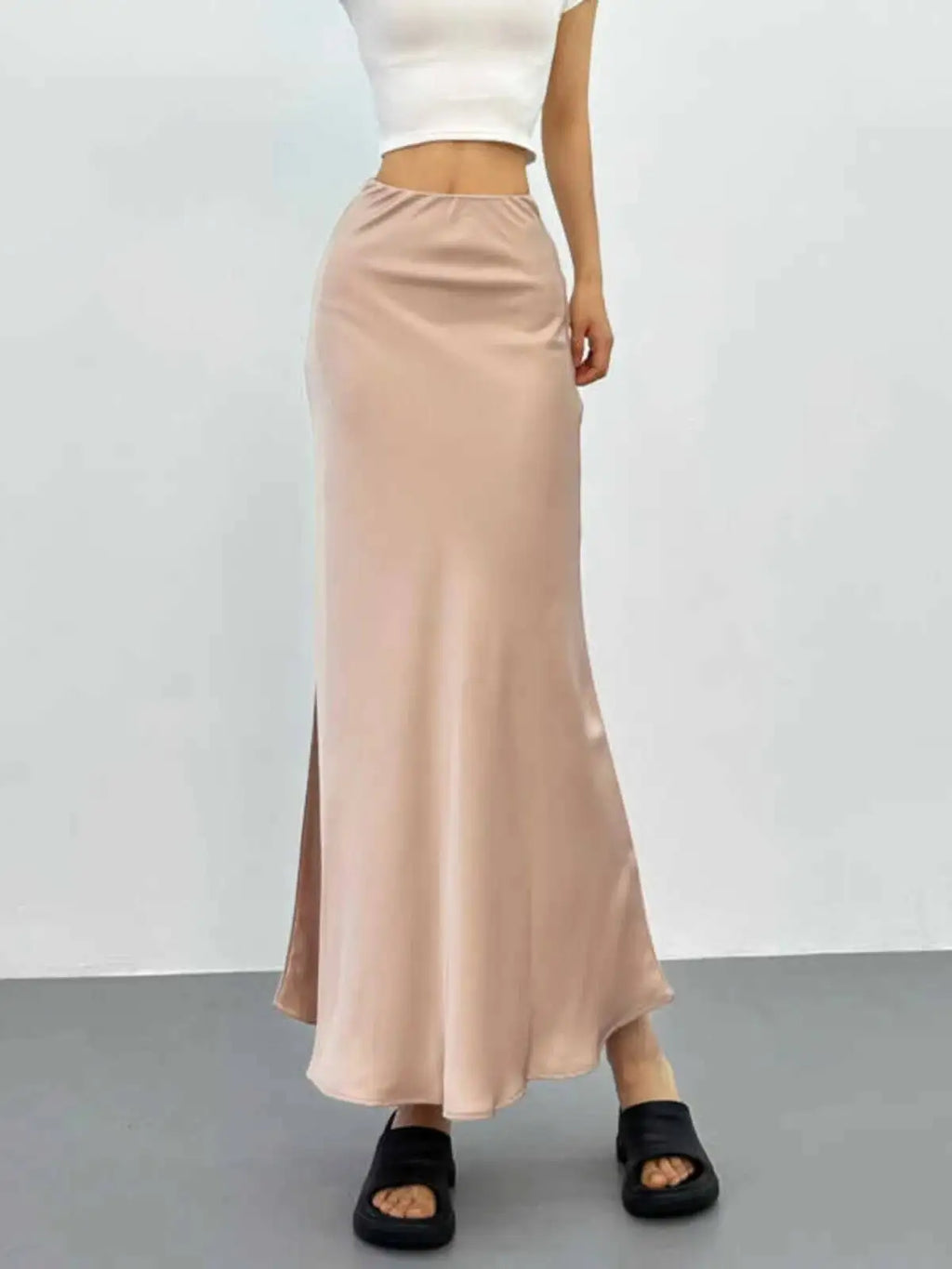 2026 Summer New High Waist Wrap Hip Slim Half Length Skirt Women Design Sense Niche Leisure Solid A-line Fishtail Skirt V38V
