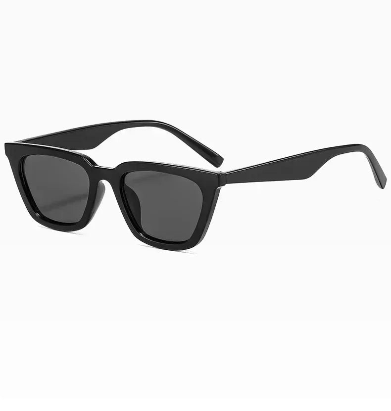 Classic Black Vintage Cat Eye Sunglasses Women Brand Designer Simplicity Elegant Small Frame Sun Glasses Men Trend Eyewear UV400