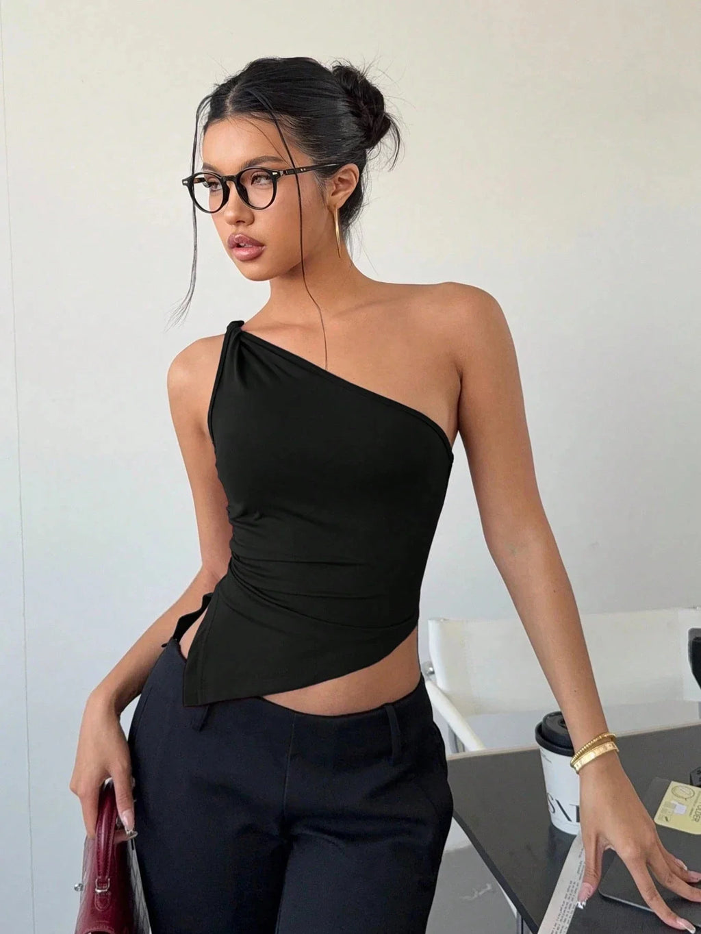 Women's Sexy One Shoulder Asymmetry Hem Crop Top Shoulder Knot Desigh Backless Slim Fit Cami Top streetwear 2025 Summer
