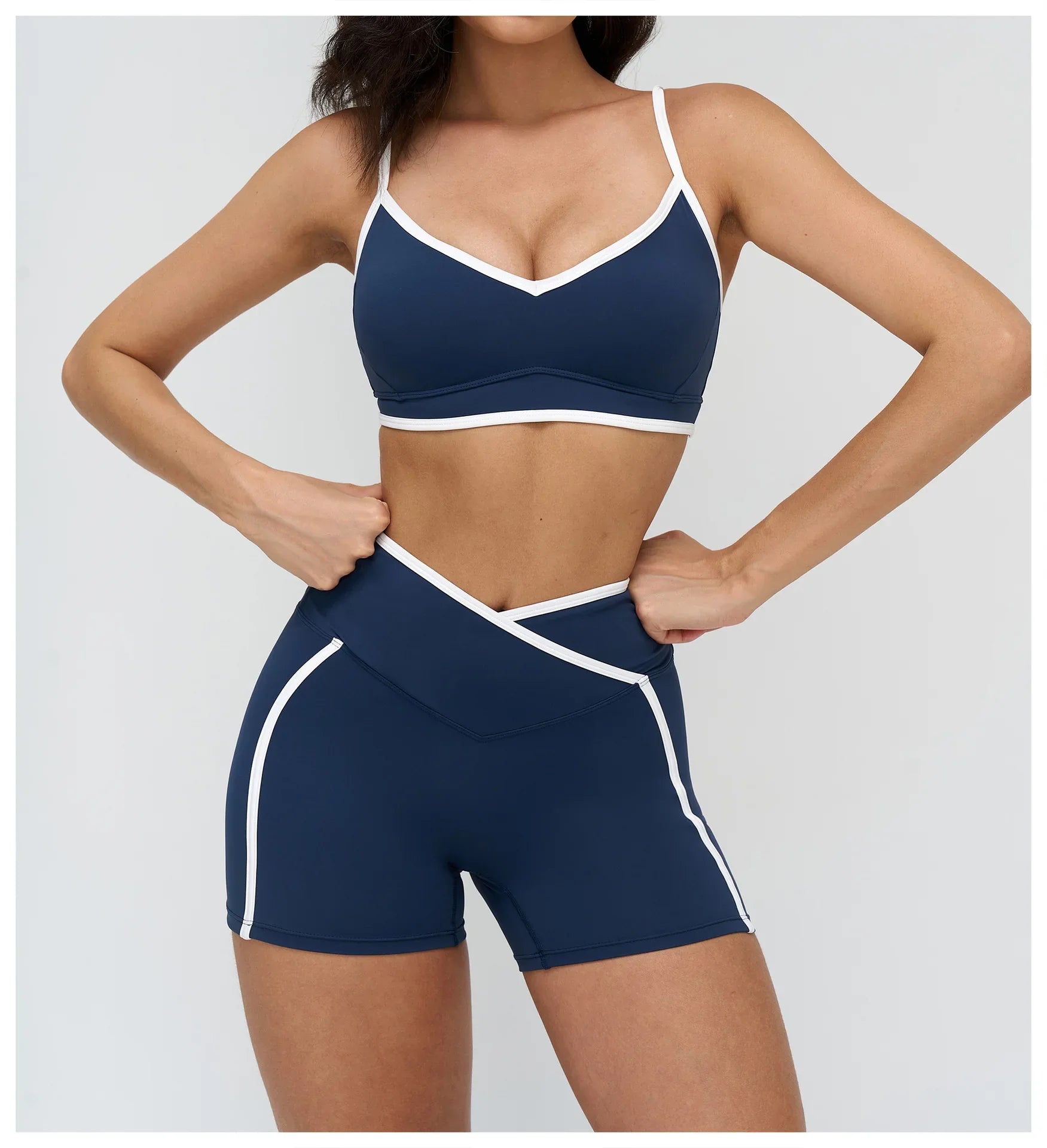 Women Bra Shockproof Gym Top Women Underwear Thin Strap Halter Sports Bras Scrunch Push-up Workout Yoga Tank Tops Women's Clothe