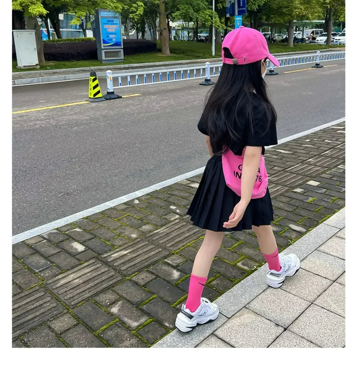 1pcs Spring Summer Girls Pleated Skirt Students Elastic A-line Skirt Kids College Style jk Skirts Childrens Fashion Short Skirts