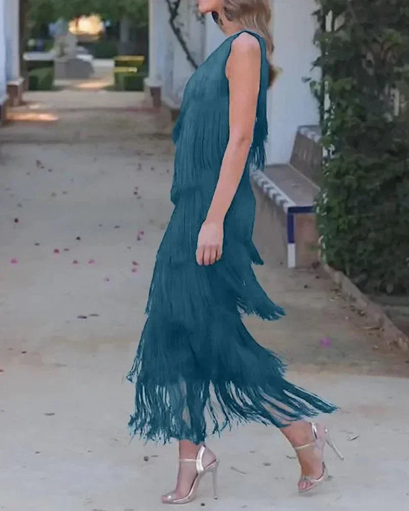 Spring and Summer New Fashion Fringed Slanted Shoulder Asymmetrical Dress for Women