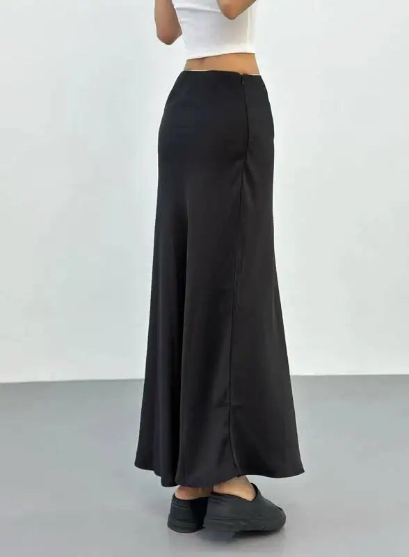 2026 Summer New High Waist Wrap Hip Slim Half Length Skirt Women Design Sense Niche Leisure Solid A-line Fishtail Skirt V38V