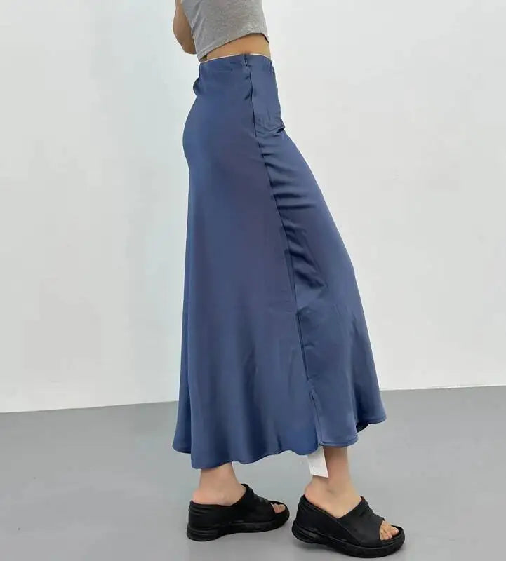 2026 Summer New High Waist Wrap Hip Slim Half Length Skirt Women Design Sense Niche Leisure Solid A-line Fishtail Skirt V38V