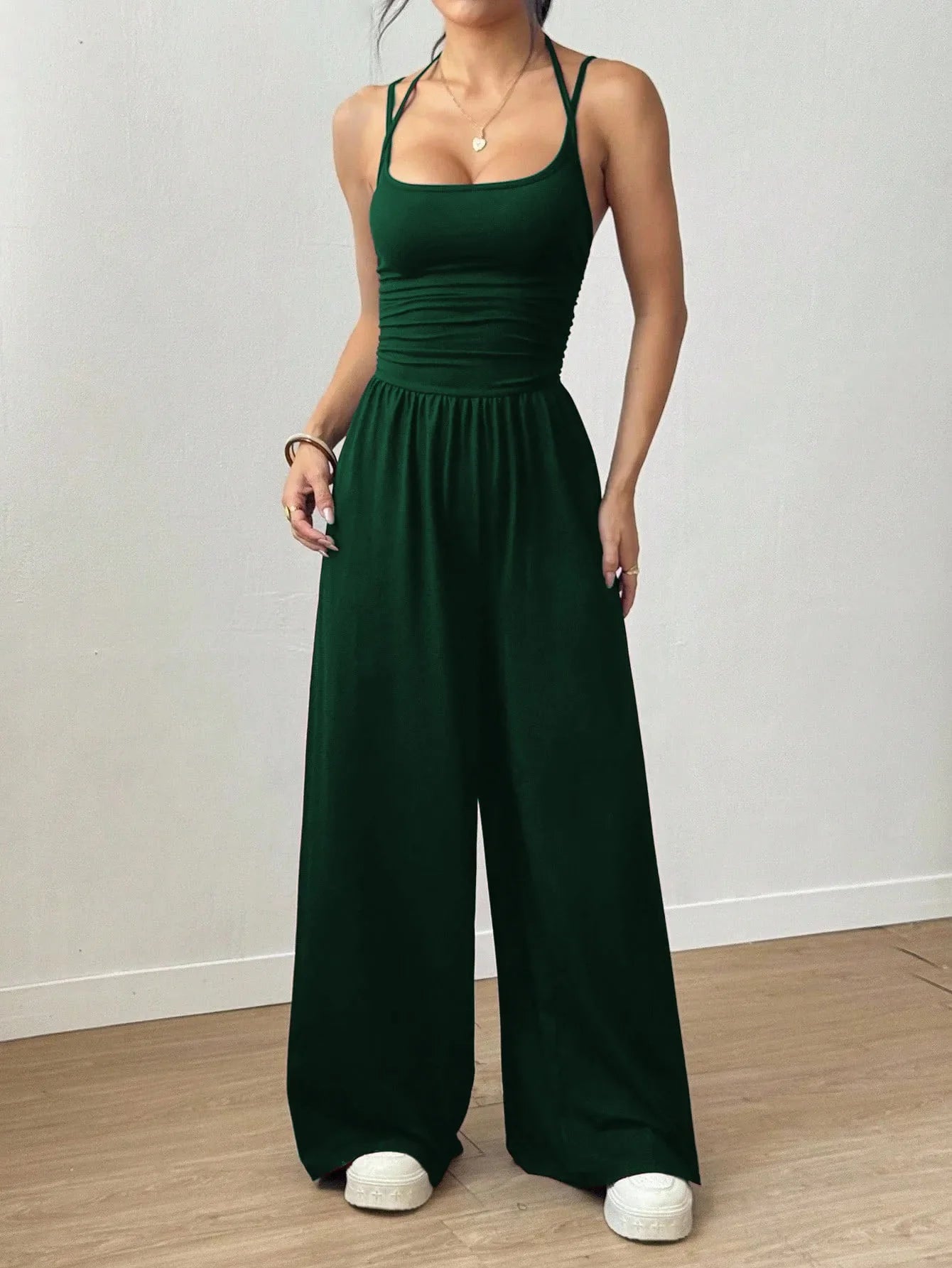 Women's Casual Solid Color Pleating Loose Straight Jumpsuit A-line Backless Halter Neck Slim Cami Jumpsuit Streetwear 2025