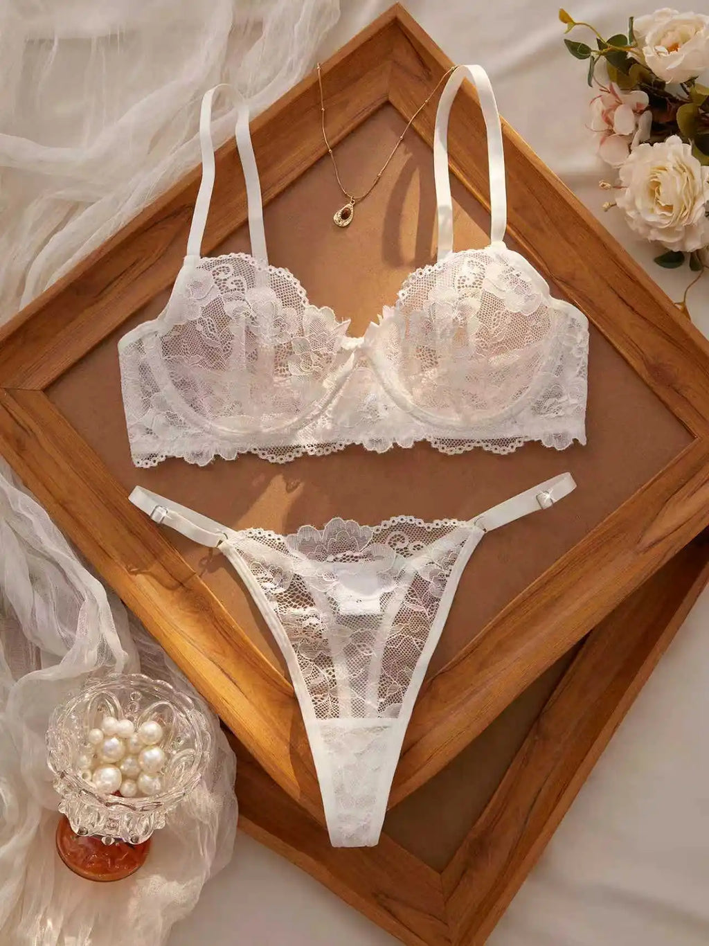 Sexy Lace Floral Underwear Set Women's Ultra-Thin Bra Set 2-Piece Bra And Panties Combo for Ladies