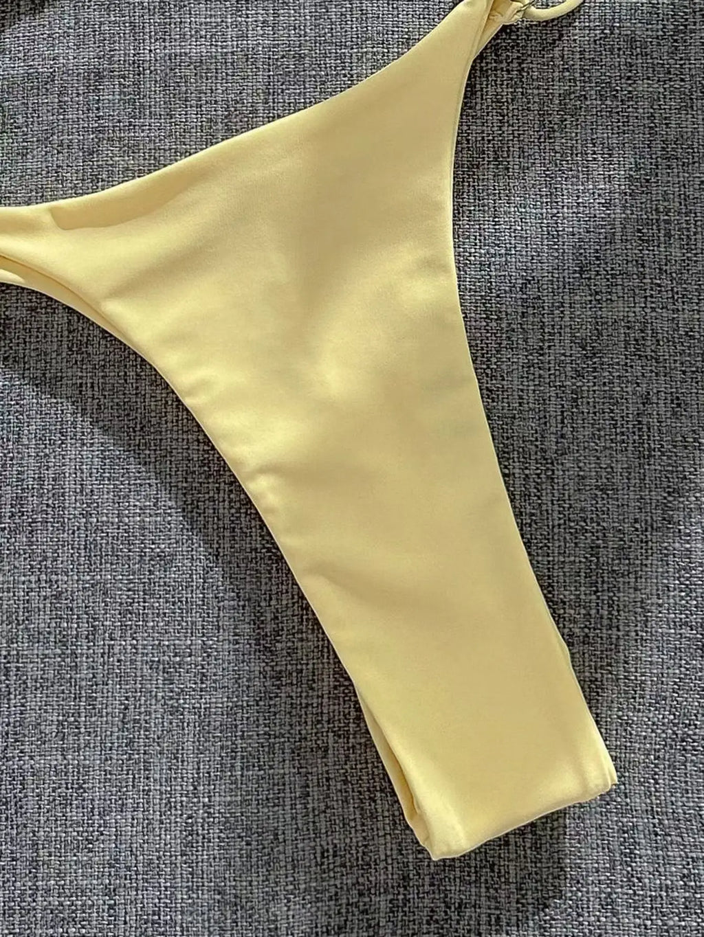 Sexy Pearls Strap Micro Bikini 2026 Women Yellow Halter Push Up Bra Pleate Thong Swimsuit Beach Bathing Suit Vacation Swimwear