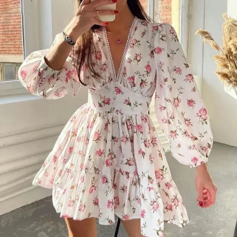 Spring Women's New Temperament Sweet Fashion Print Sexy V-neck Lace Lantern Sleeves High Waist Short A-line Dress