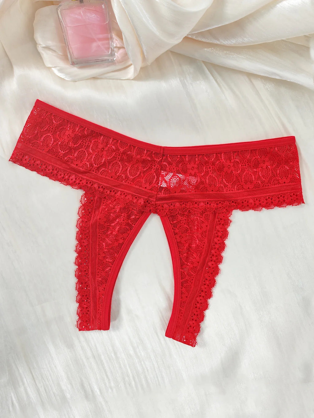 1pcs Women's Sexy Red Lace Open Crotch Thong Panties Floral Lace See Through Low Rise Intimate Lingerie for Ladies Nightwear