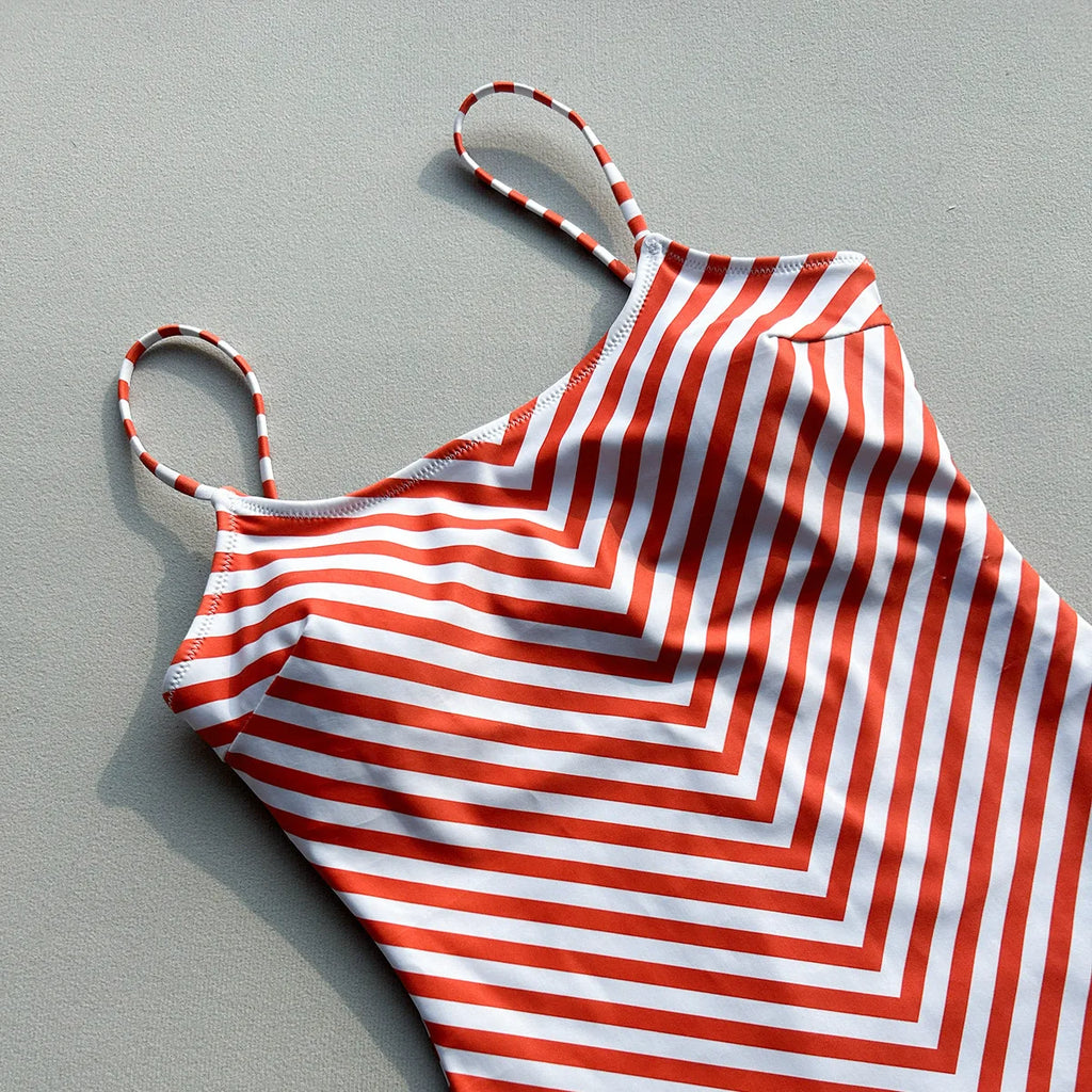 Vintage Red Striped One Piece Swimsuit 2026 Summer Push Up Padded Backless Bikini Beach Bathing Suit Pool Tummy Control Swimwear