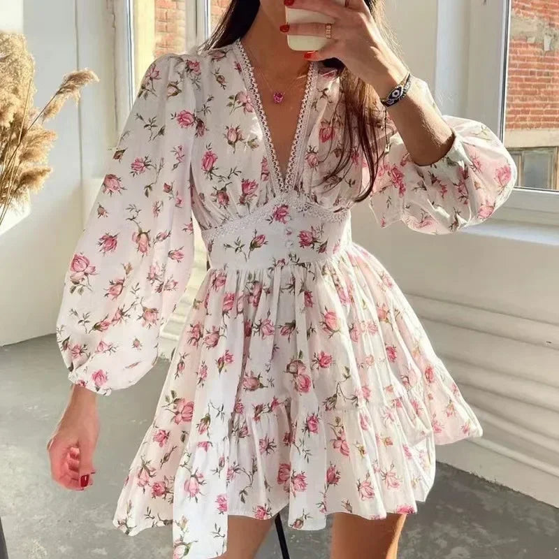 Spring Women's New Temperament Sweet Fashion Print Sexy V-neck Lace Lantern Sleeves High Waist Short A-line Dress
