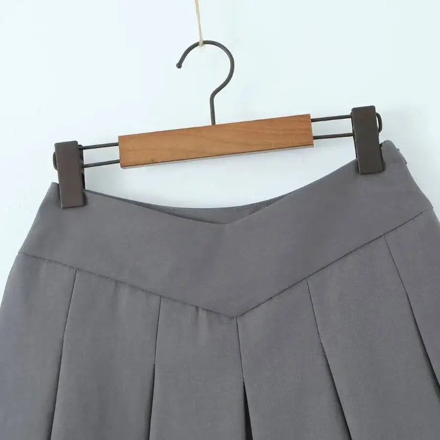 2026 Spring/summer New High Waisted Pleated Skirt Women's Spicy Girl Solid Color Slim A-line Wrap Hip Short Skirt A45S