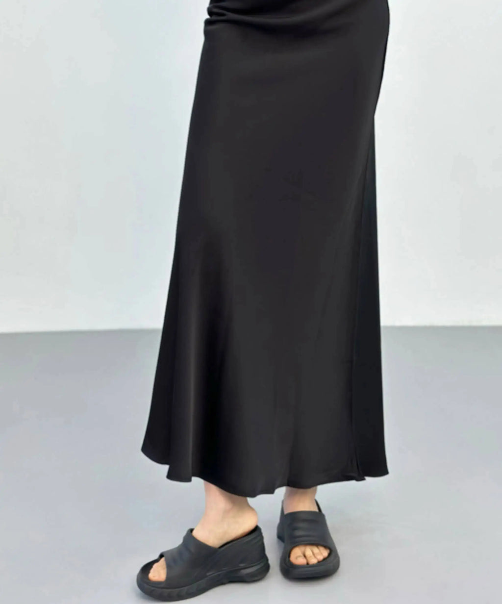 2026 Summer New High Waist Wrap Hip Slim Half Length Skirt Women Design Sense Niche Leisure Solid A-line Fishtail Skirt V38V