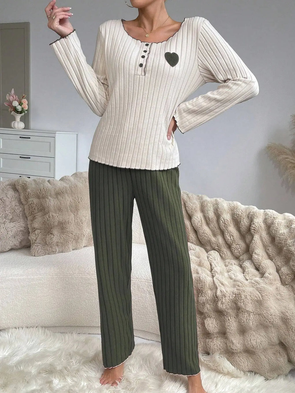 Women Autumn Winter Sleepwear Casual Long Sleeve Heart Printd Tops and Long Trousers Pajamas Set Homewear Loungewear