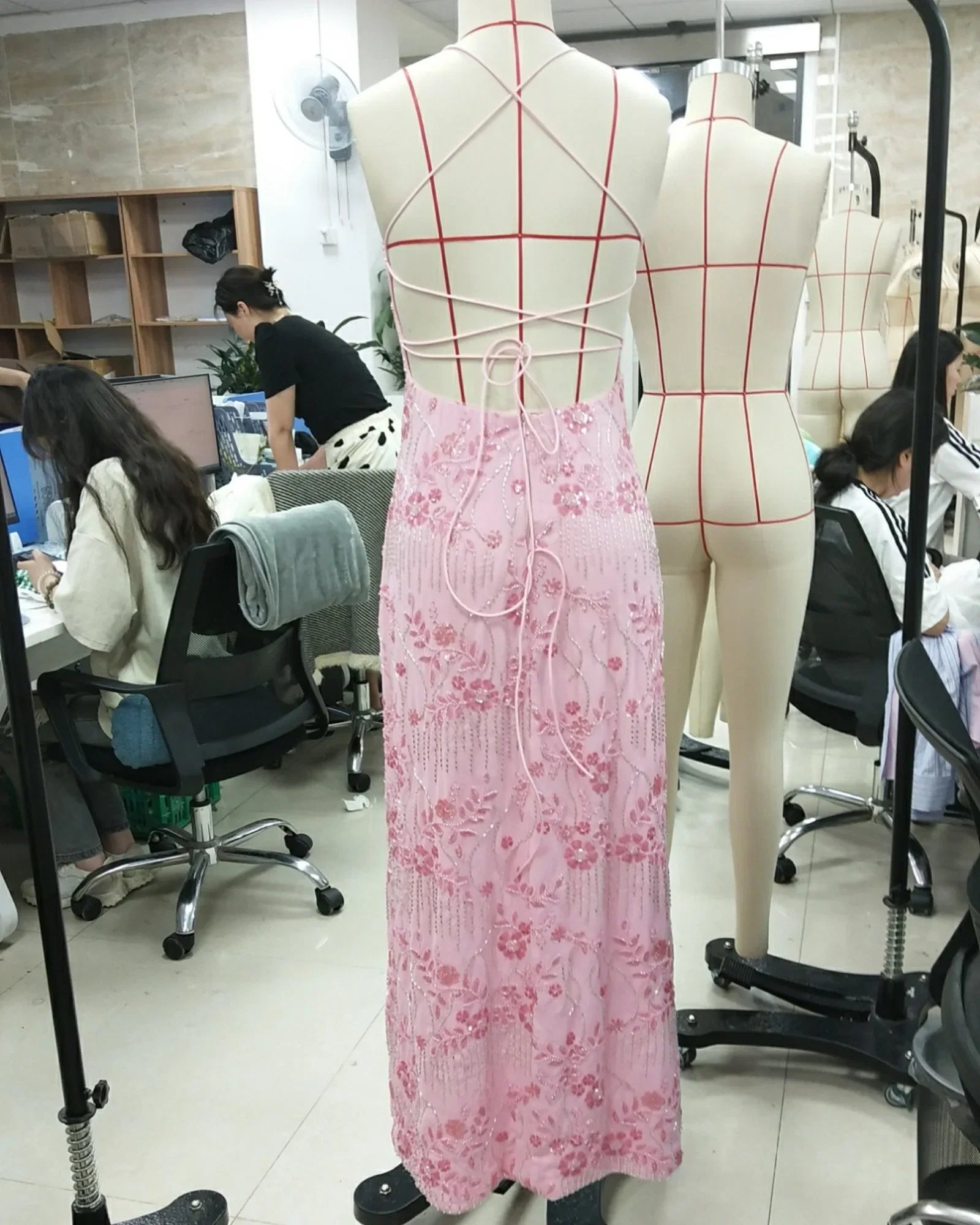 Elegant Sequin Beaded Women Maxi Dresses Flower Embroidery Sleeveless Party Cami Dress Summer Criss Cross Spaghetti Strap Dress