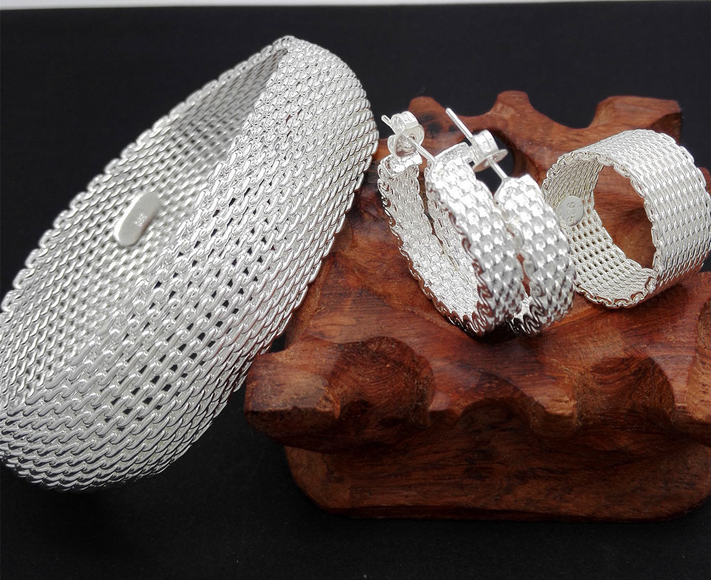 Retro Exquisite Net Bracelet Earring Ring Three-piece Suit