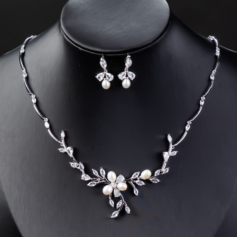 Sweet Pearl Zircon Ear Stud Necklace Jewelry Suit