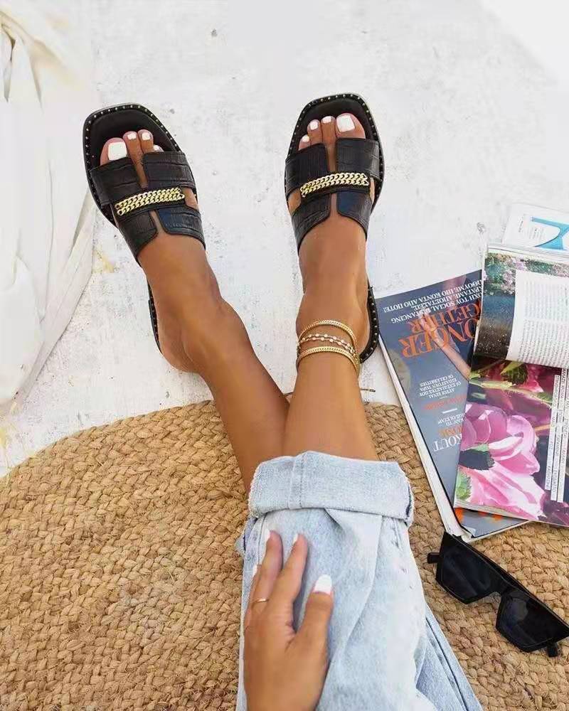 Beach Casual Flat Heel Chain One-line Women's Sandals