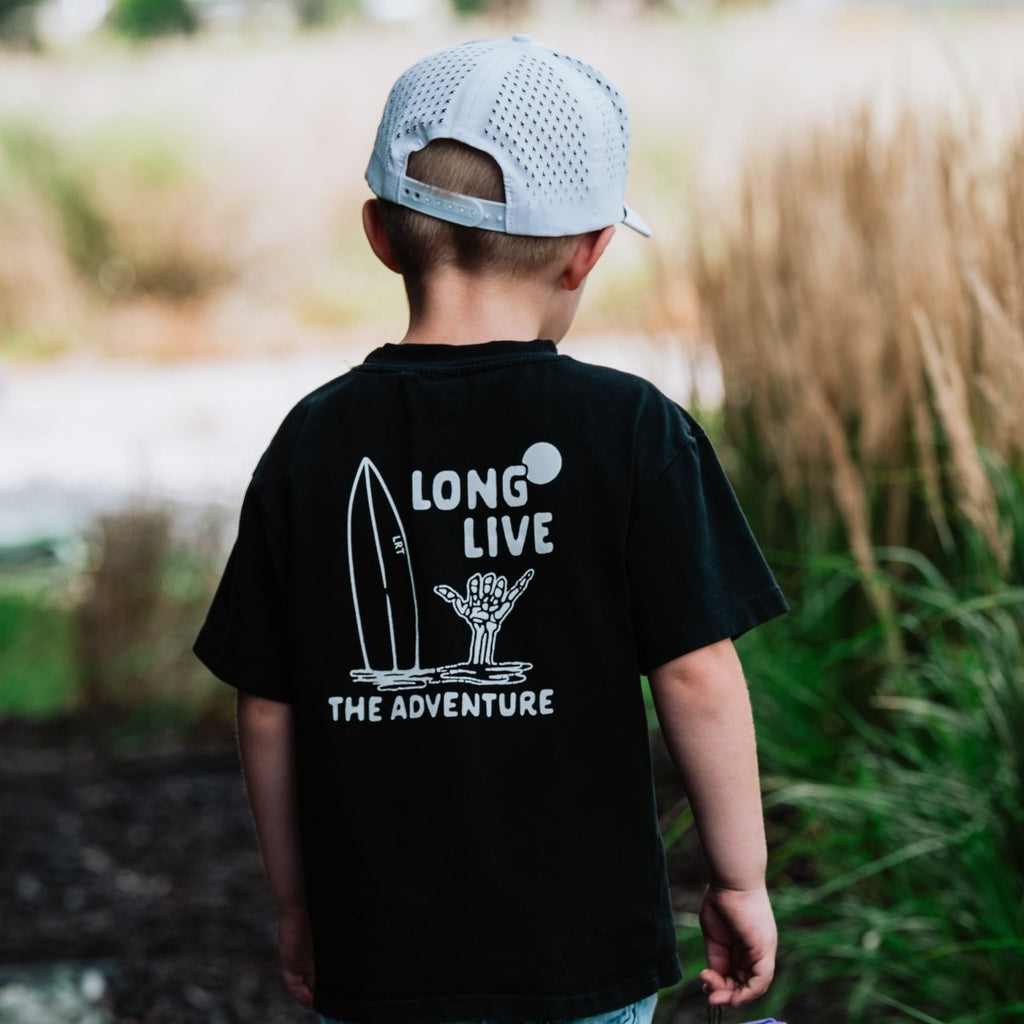 LONG LIVE THE ADVENTURE TEE - BLACK