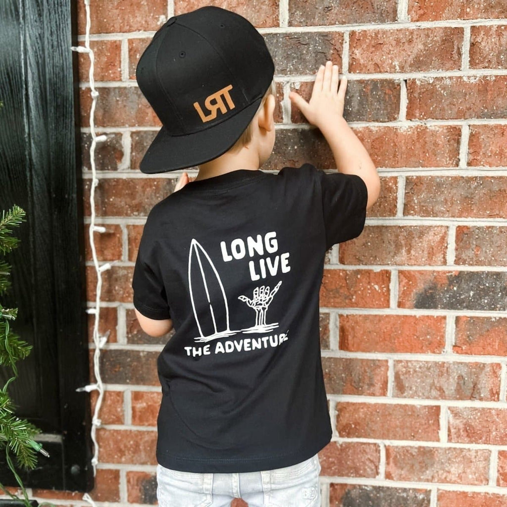 LONG LIVE THE ADVENTURE TEE - BLACK